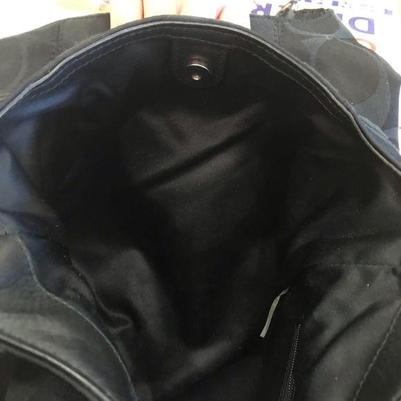 Coach purse - Picture 4 of 5